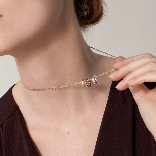 Ava Love Halskette – 6 Diamanten