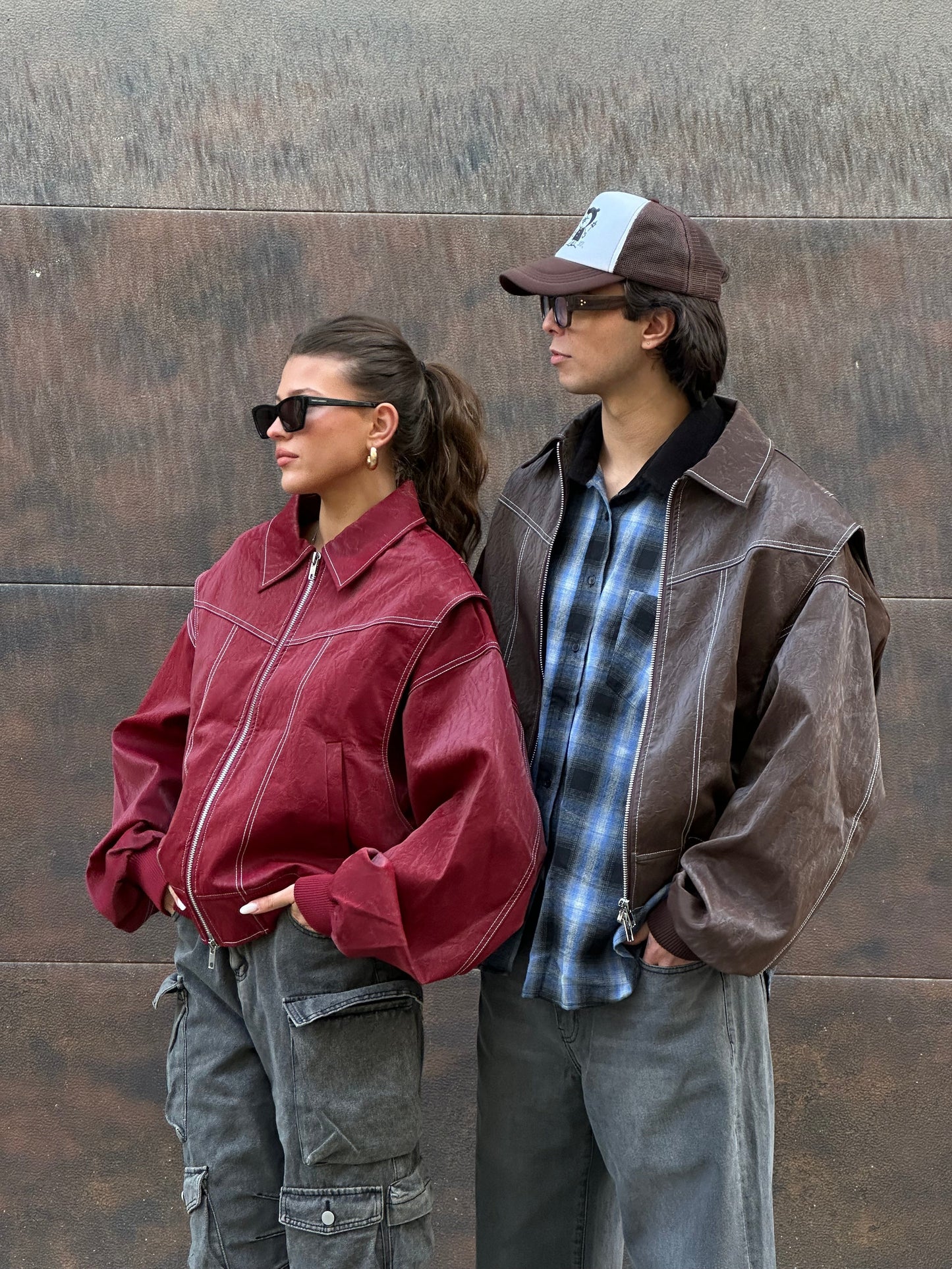 Oversize-Jacke mit Kontrastnähten in Rot