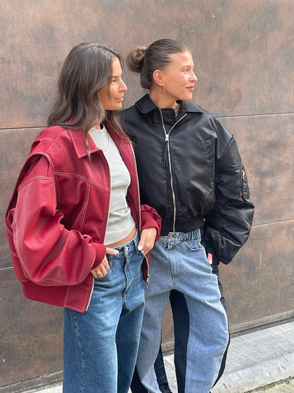 Oversize-Jacke mit Kontrastnähten in Rot