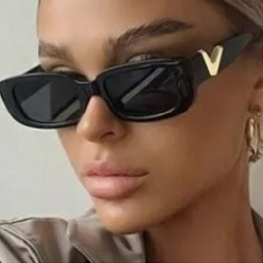 Violette Sonnenbrille