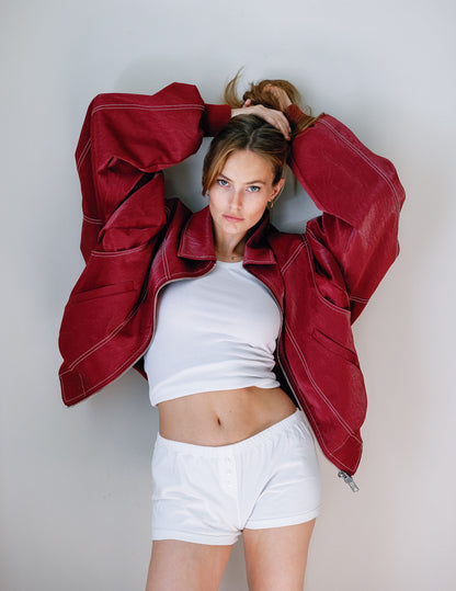 Oversize-Jacke mit Kontrastnähten in Rot