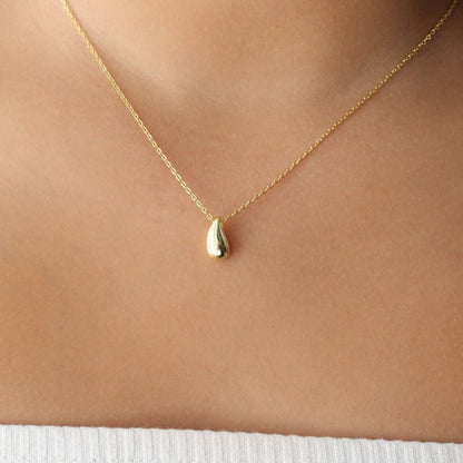 Schlichte Tropfen-Goldkette