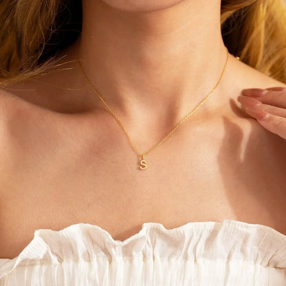 Personalisierte Pavé-Halskette mit Initialen
