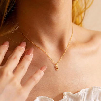 Personalisierte Pavé-Halskette mit Initialen